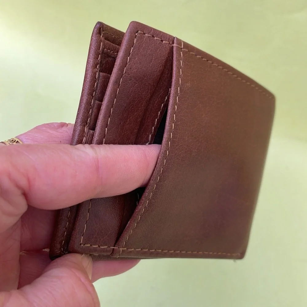 Light brown Alpino Swiss leather wallet/card holder